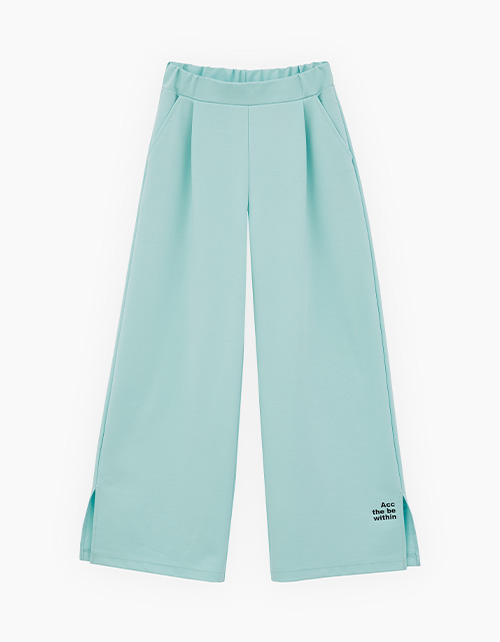 Вид спереди